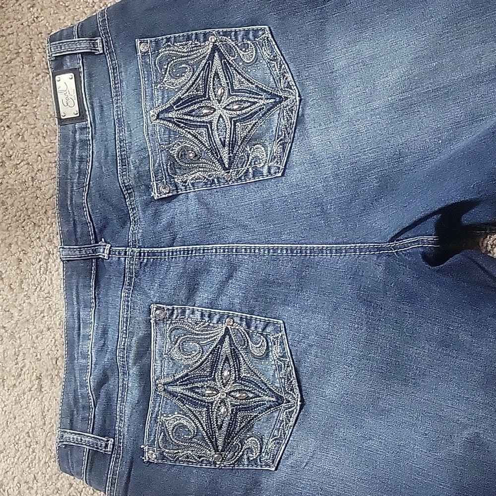 Earl Jeans